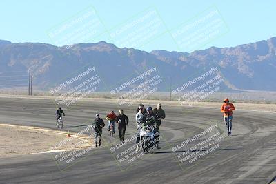 media/Jan-09-2025-Racers Edge (Thu) [[9e316ffd38]]/1-Around the Pits-Track Walk/